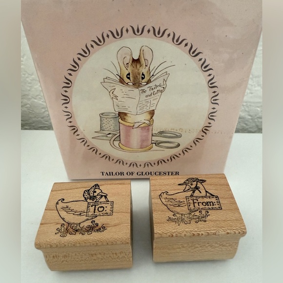Beatrix Potter Tailor of Gloucester 1976 Vtg Mini Puzzle & Two Rubber Stamps - Picture 1 of 9